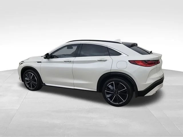 Certified Used 2023 Majestic INFINITI ESSENTIAL image 6