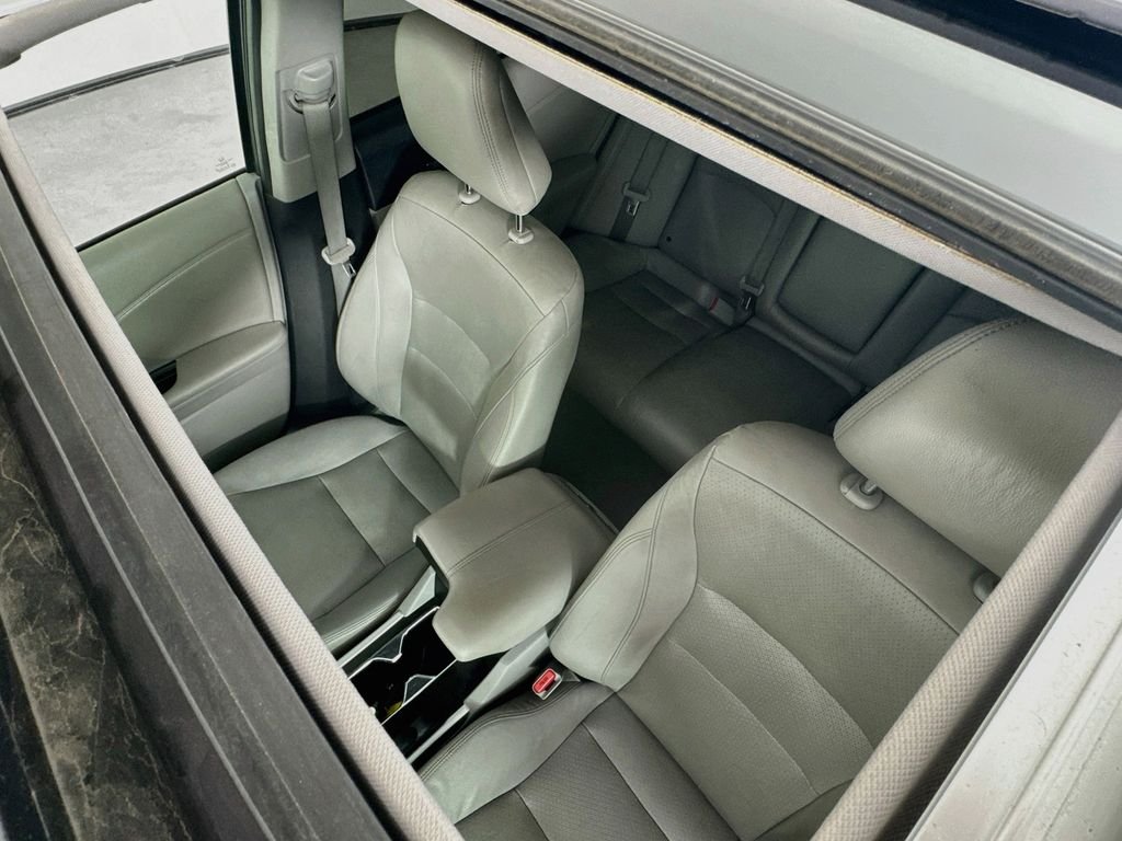 Used 2015 Gray Honda EX-L image 27