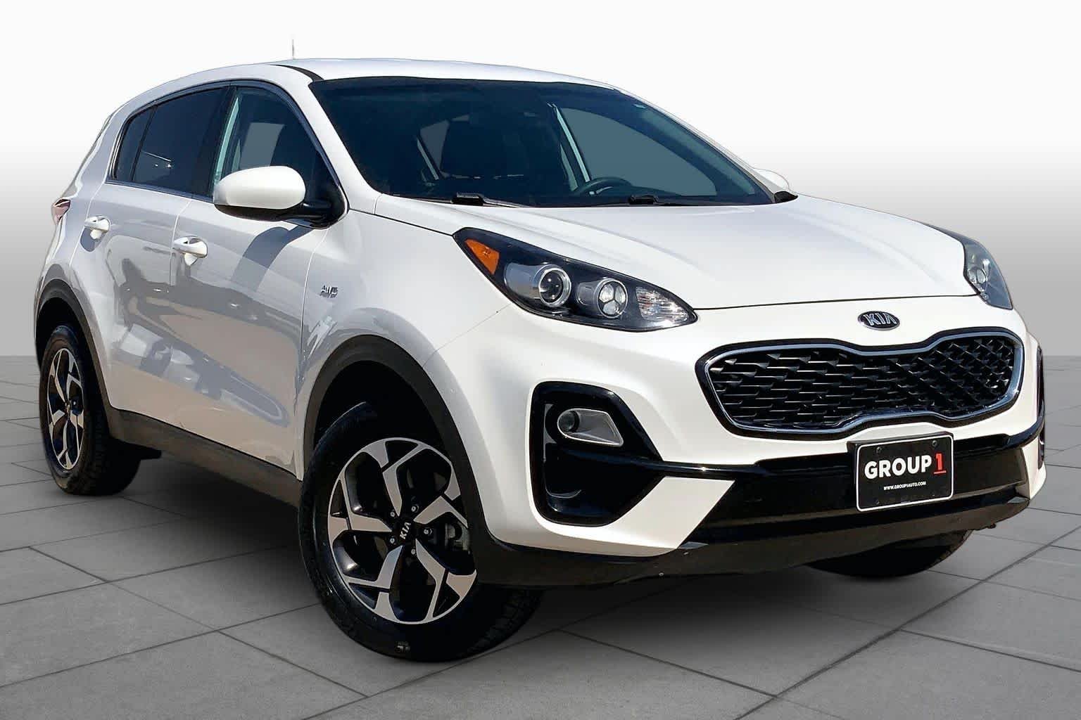 Used 2021 Snow White Pearl Kia LX image 2