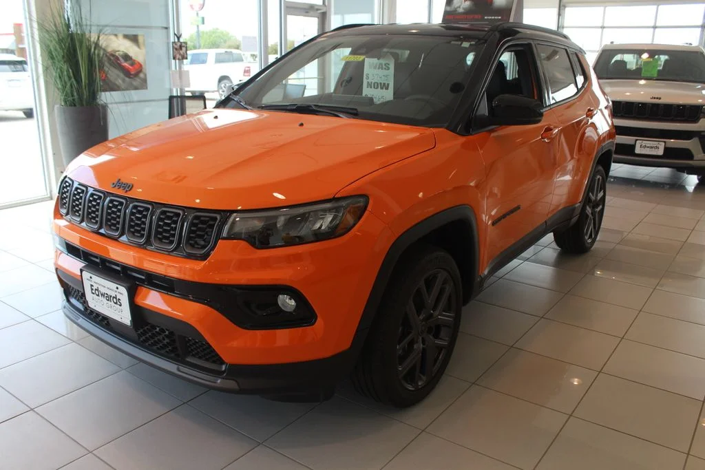 New 2026 Joose Exterior Paint Jeep Limited image 6