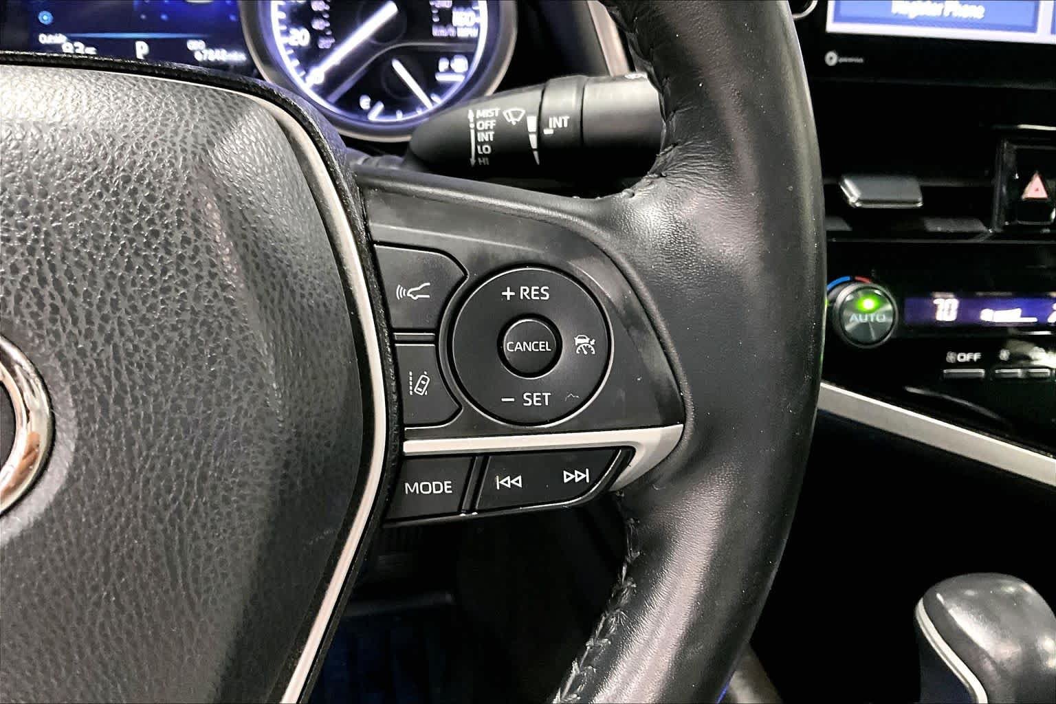 Used 2022 Celestial Silver Metallic Toyota XLE image 23
