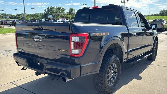 Used 2022 Blue Ford Tremor image 14