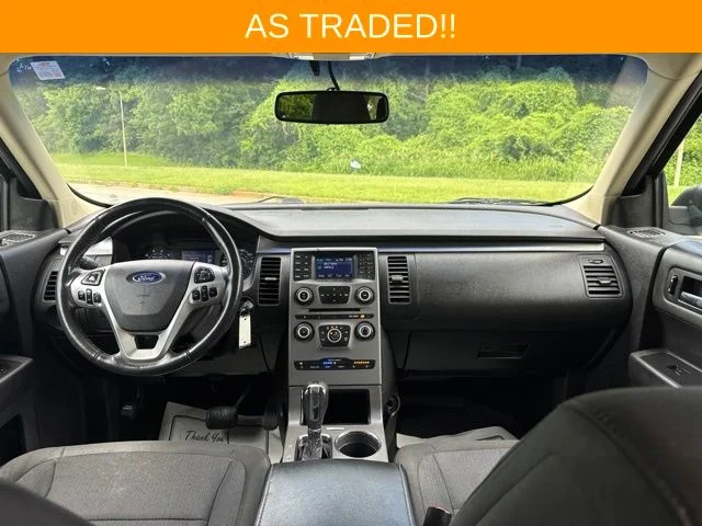 Used 2013 Black Ford SE image 12