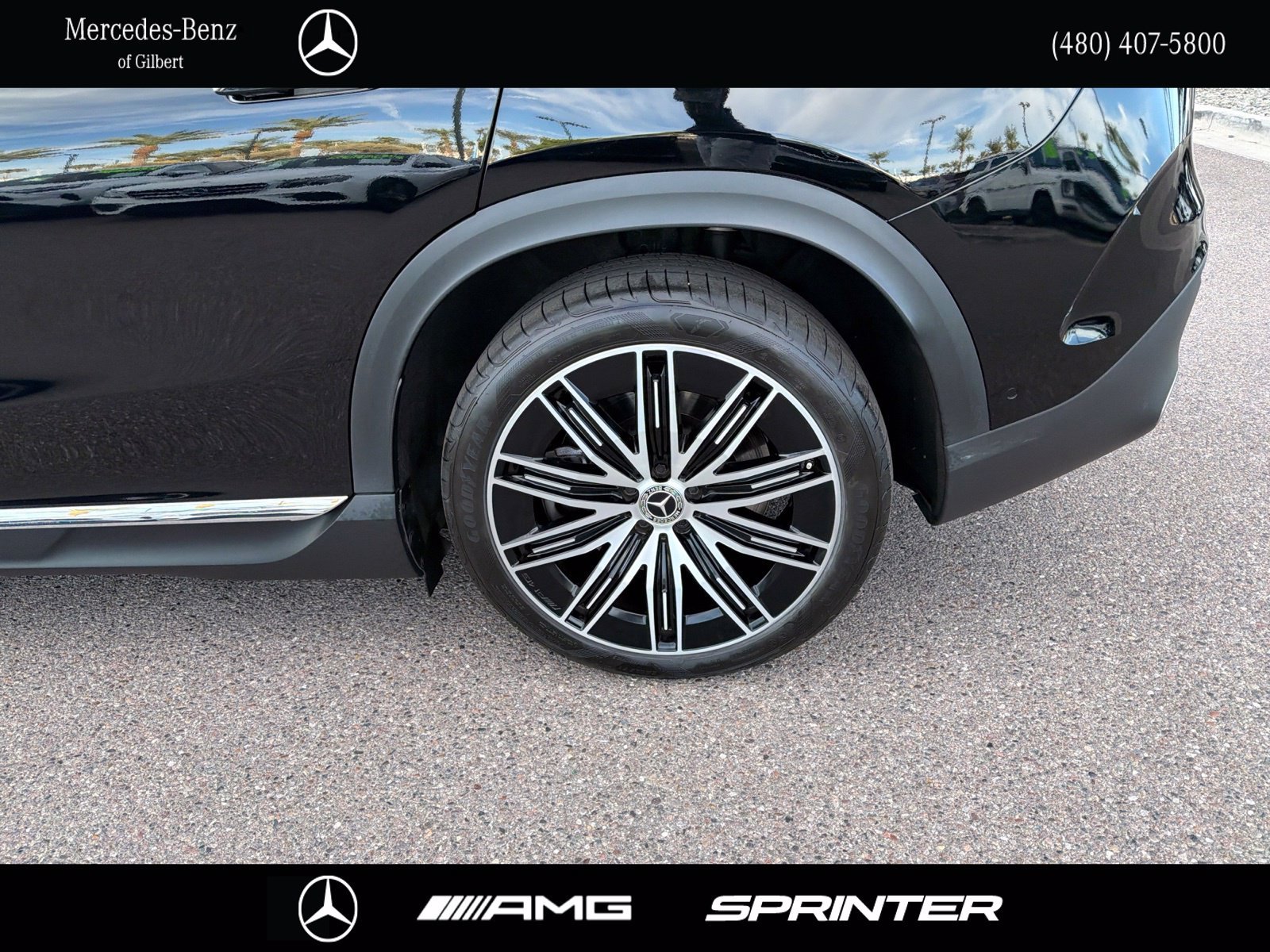 Certified Used 2023  Mercedes-Benz 500 SUV image 10