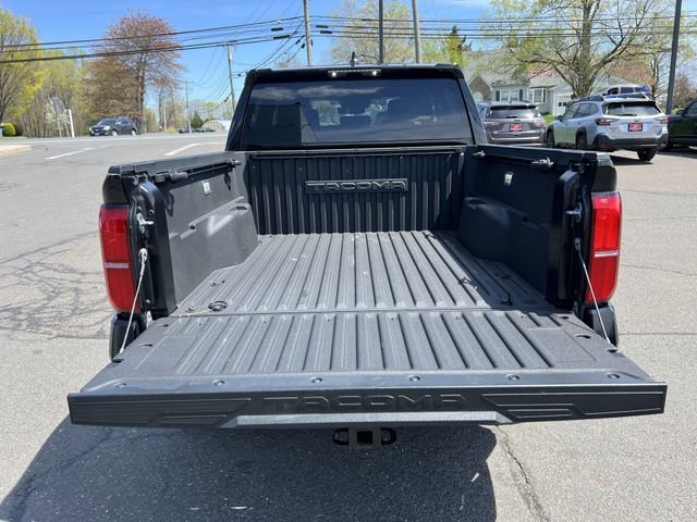 2024 Toyota Tacoma SR5 - Photo 24