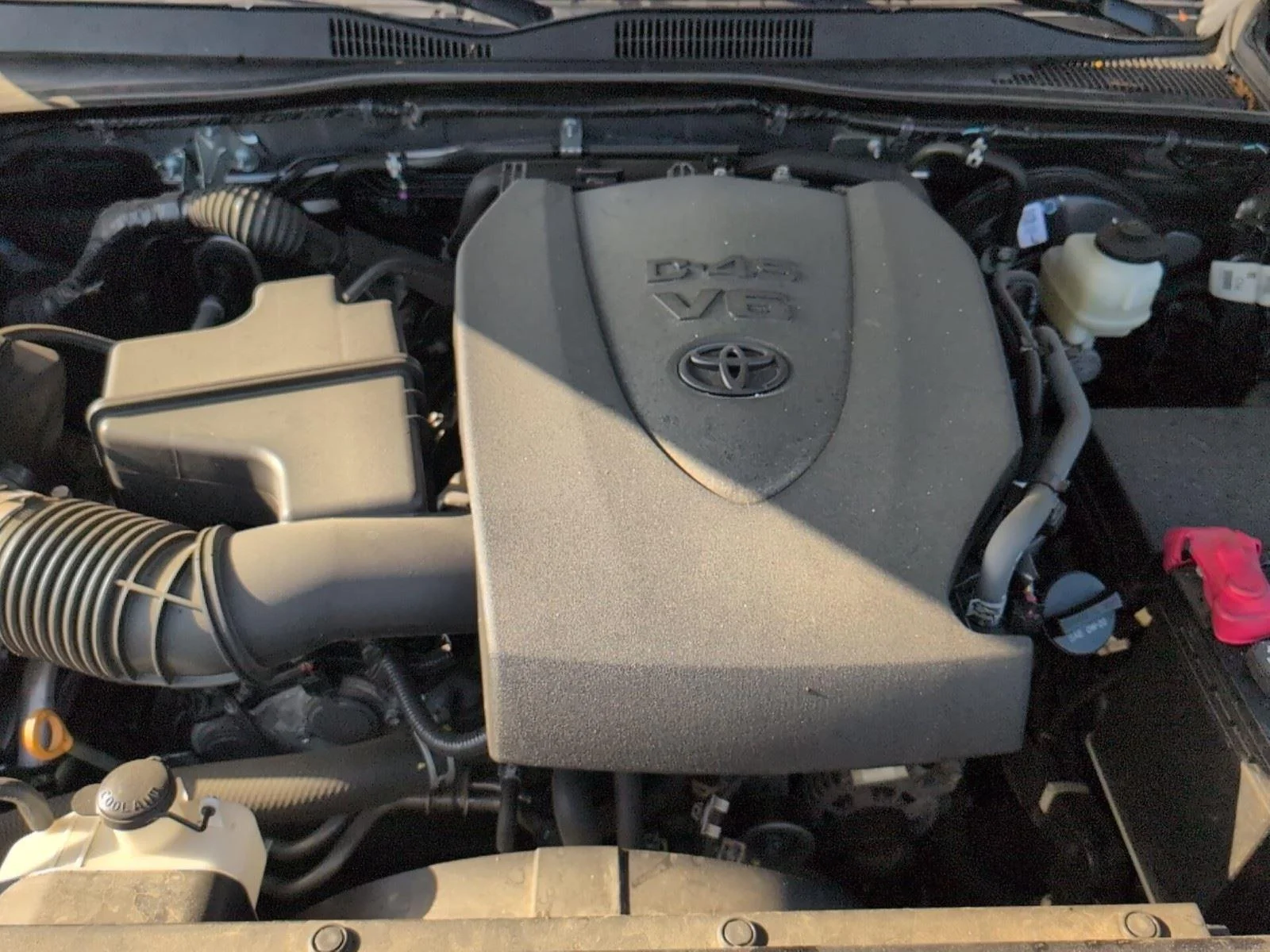 Used 2022 Celestial Silver Metallic Toyota SR image 15