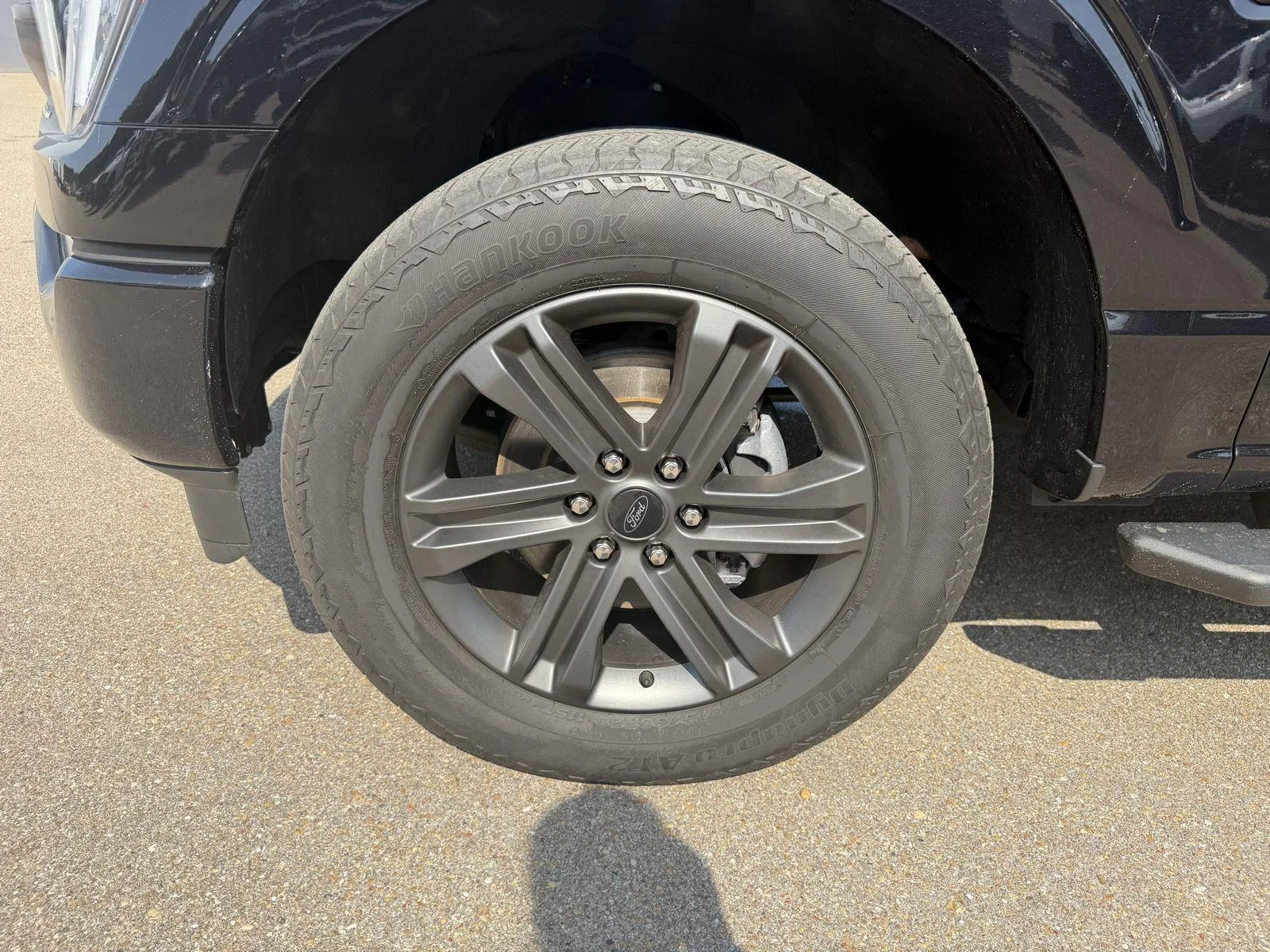 Used 2023 Agate Black Ford XLT image 23