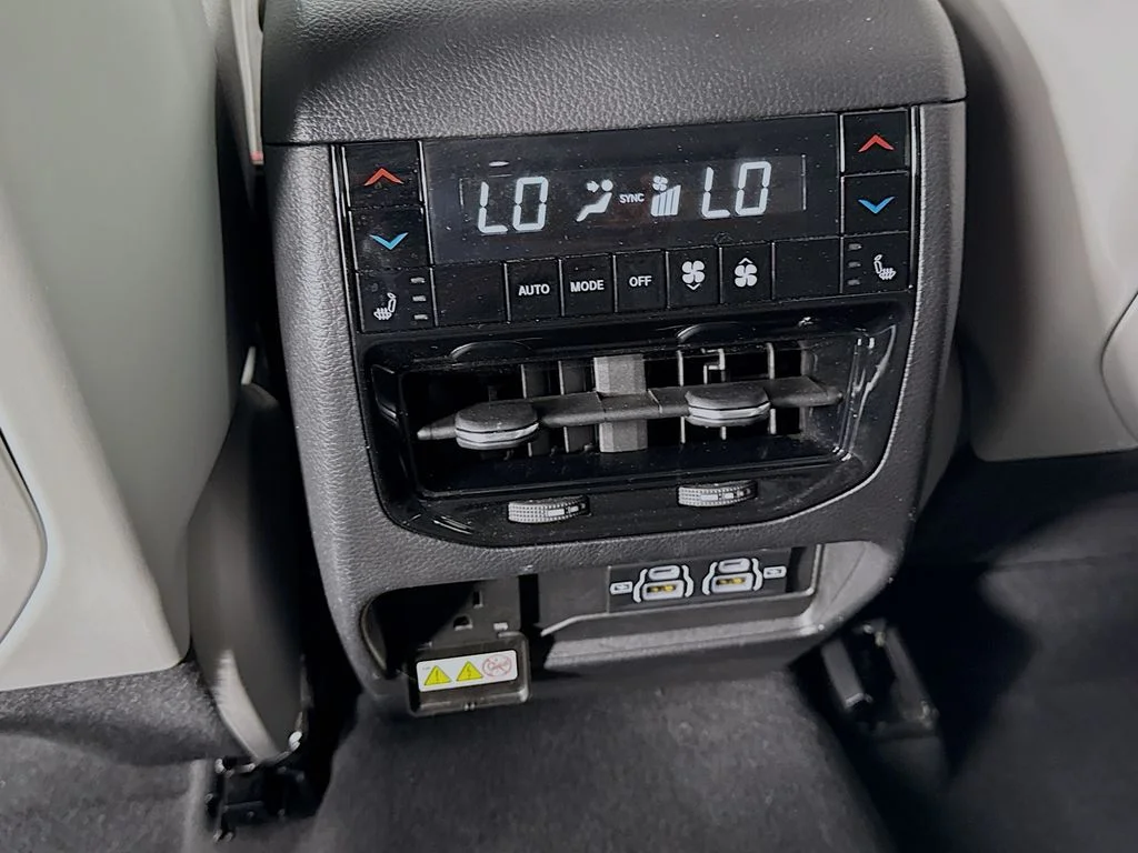 Used 2022 Brown Jeep Overland 4xe image 24