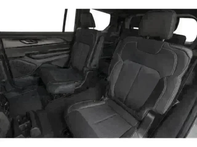 New 2025 Baltic Gray Metallic Clear-Coat Exterior Paint Jeep Altitude image 10