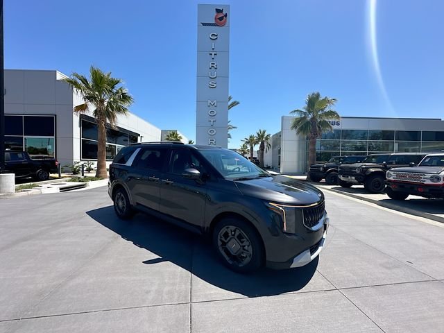 2026 Kia Sedona EX HEV's photo