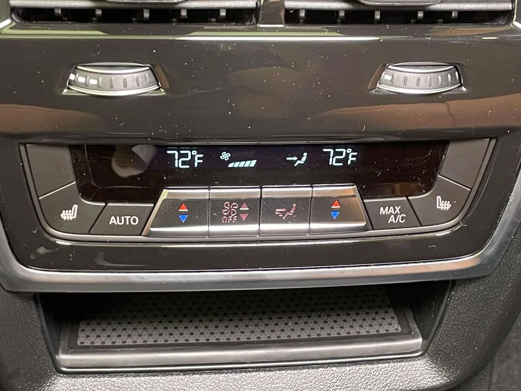 New 2027 Gray BMW xDrive40i image 24