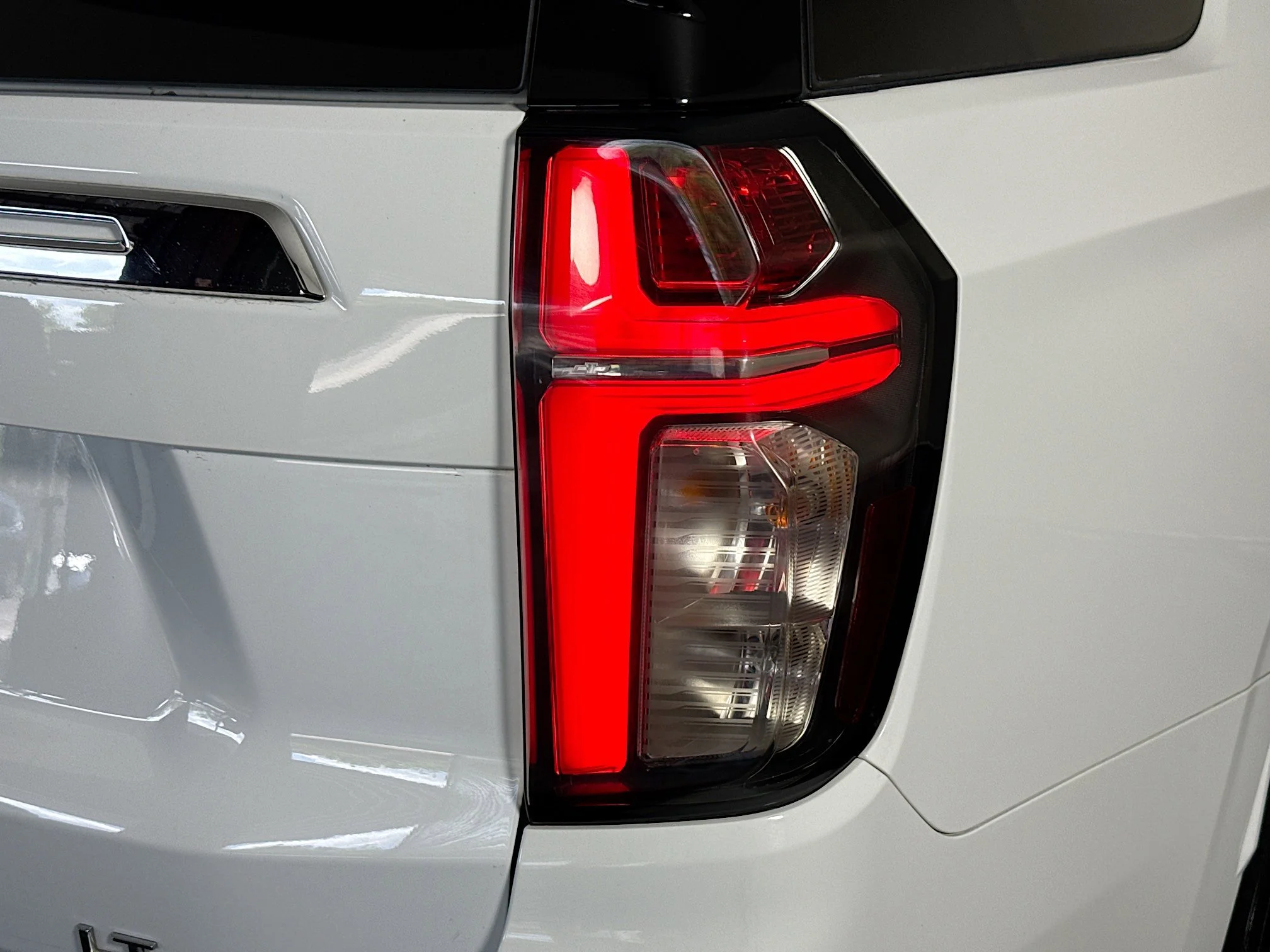 Used 2022 Summit White Chevrolet LT image 30