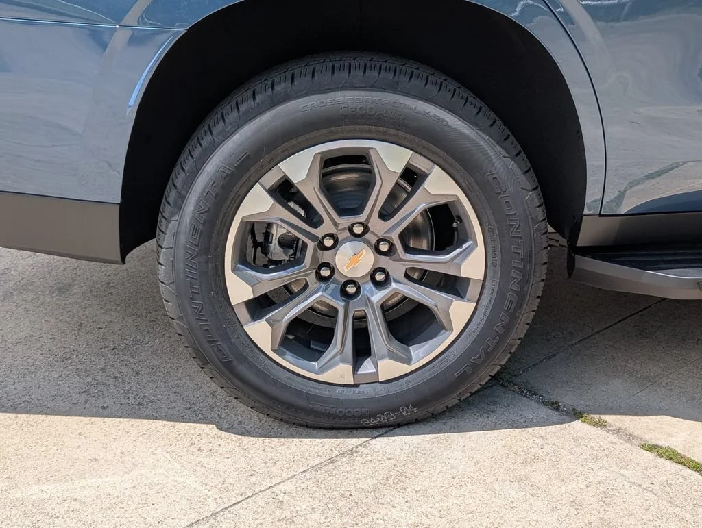 New 2026 Lakeshore Blue Metallic Chevrolet LT image 3