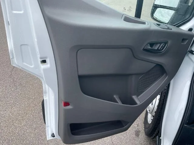New 2026 Oxford White Ford Cargo Van image 39