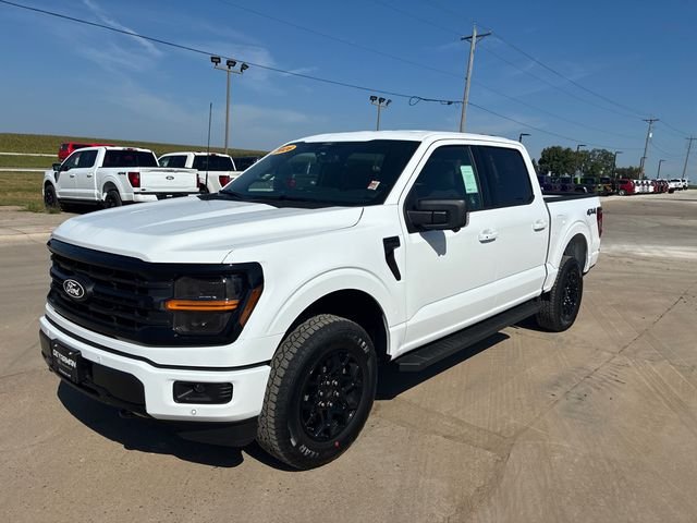 New 2026 White Ford XLT image 9