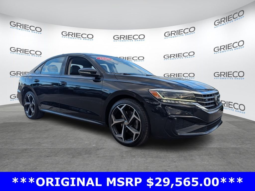 2020 Volkswagen Passat R-Line