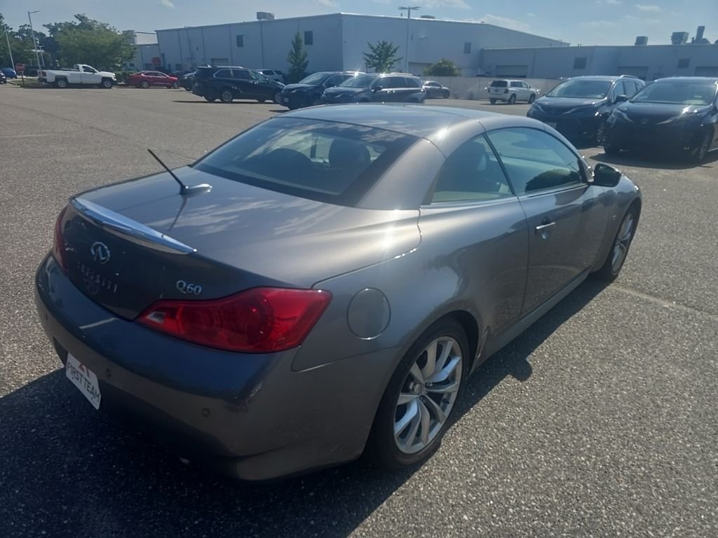 Used 2014 Gray INFINITI Base image 5