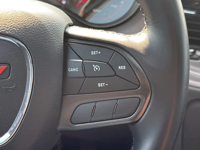 Used 2023 Black Dodge SXT image 19