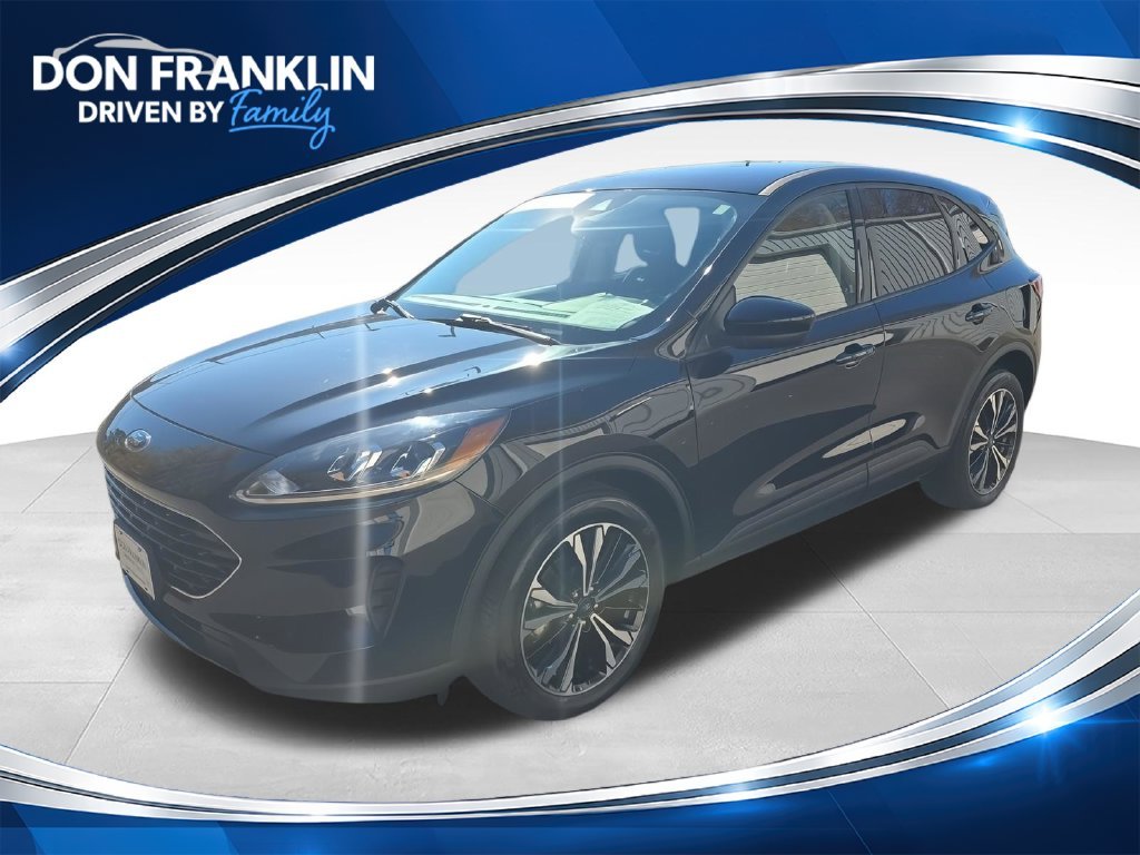 Used 2021 Black Ford SE image 1