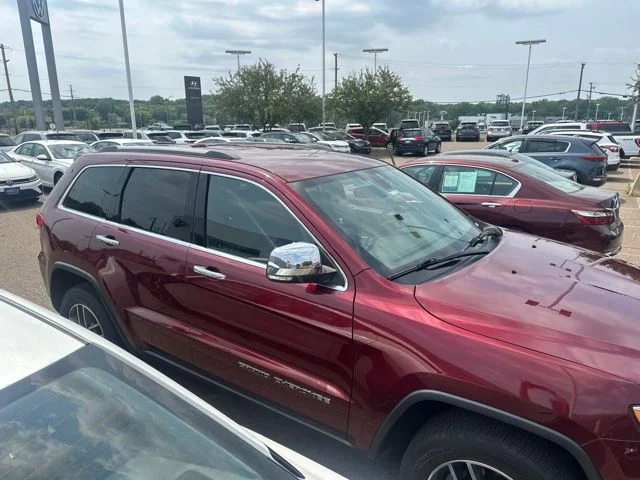 Used 2018 Jeep Grand Cherokee Limited with VIN 1C4RJFBG9JC246045 for sale in White Bear Lake, Minnesota