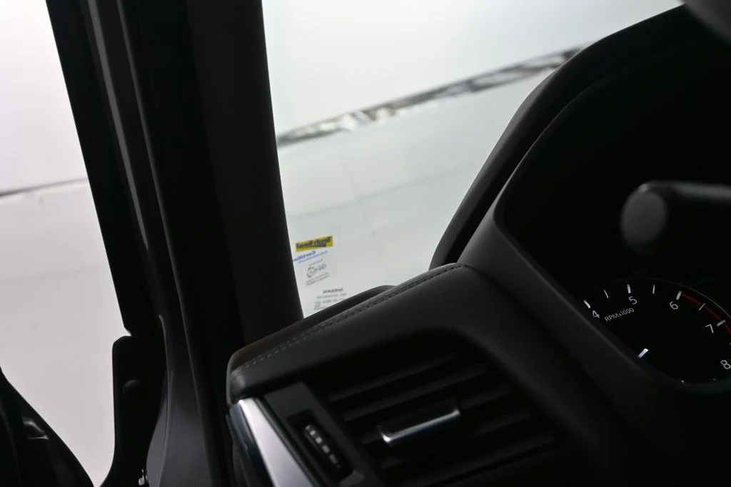 Used 2023 Gray Nissan SV image 18