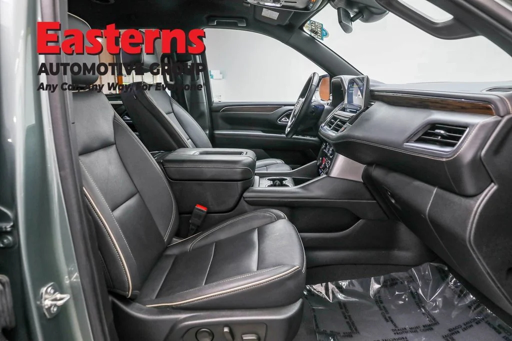 Used 2023 Green Chevrolet Premier image 26