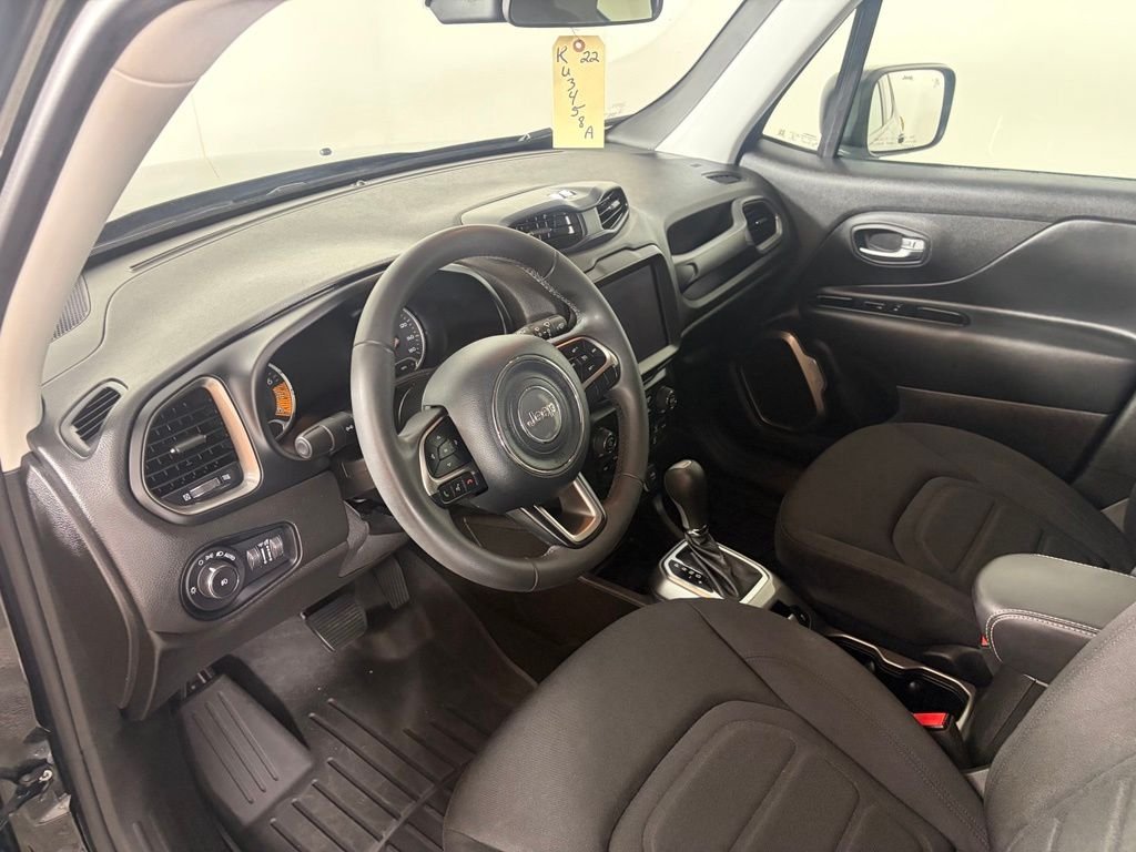 Used 2022 Black Jeep Latitude image 8