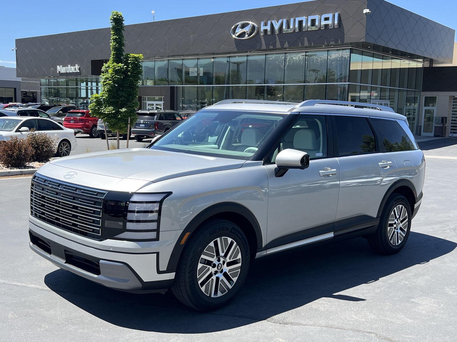 2026 Hyundai Palisade SEL Premium 7 Passenger Hybrid AWD's photo