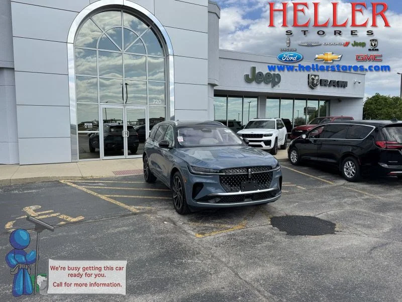 2025 Lincoln Nautilus Black Label AWD's photo