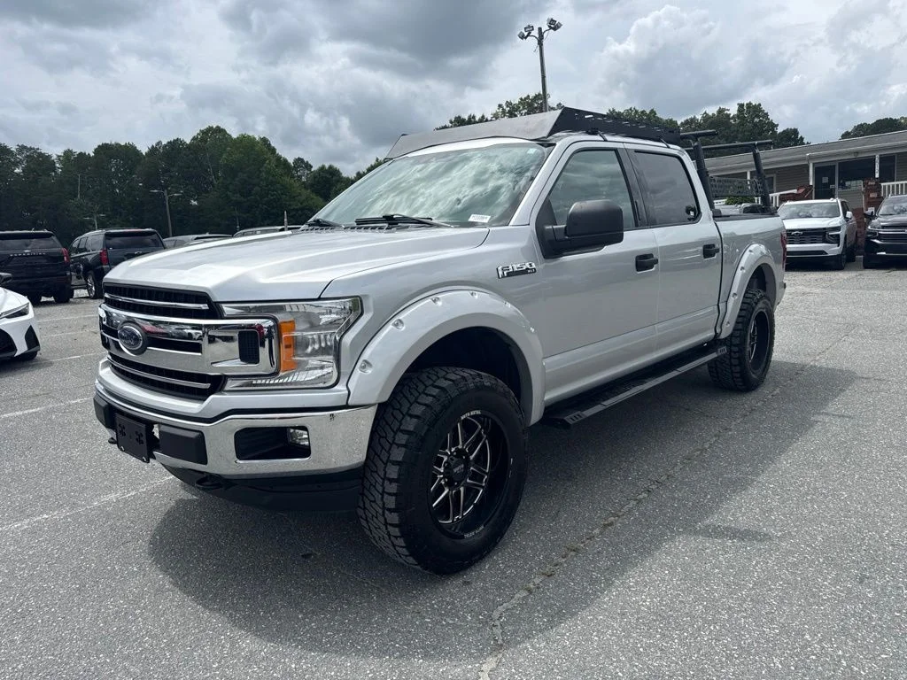 Used 2019  Ford XLT image 1