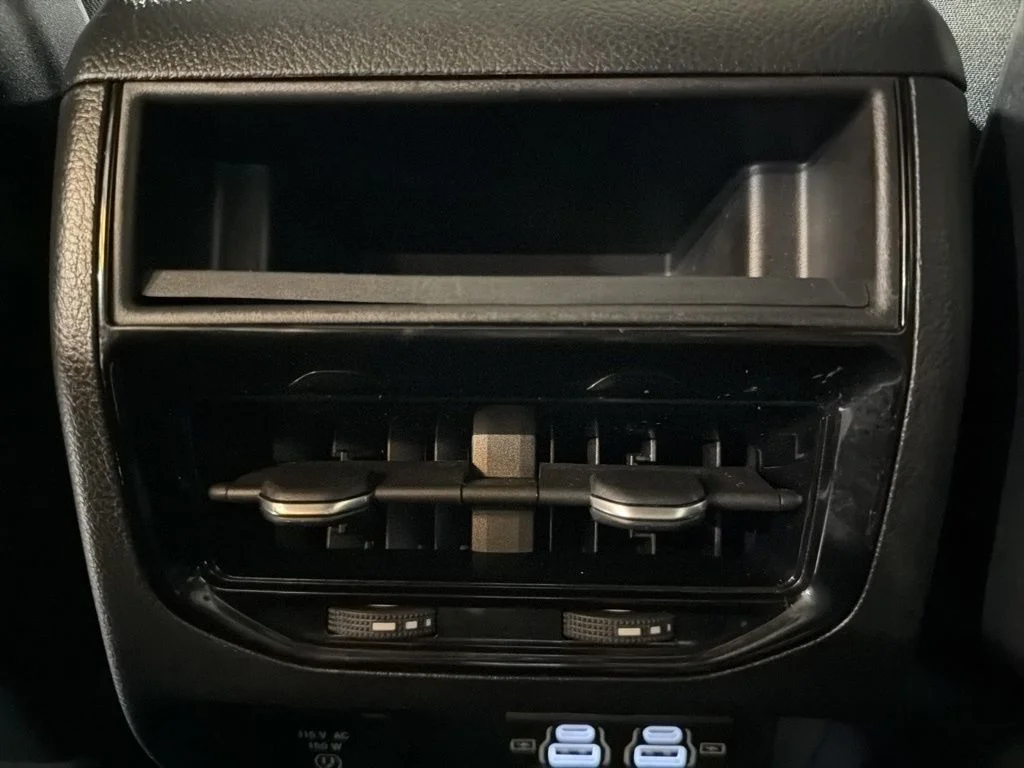 Used 2023 White Jeep Altitude X image 30