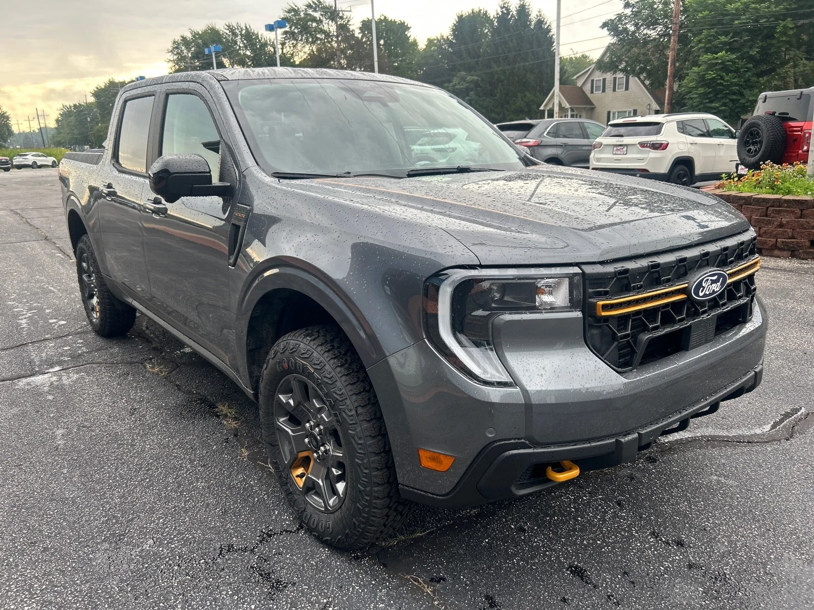 New 2026 Carbonized Gray Metallic Ford Tremor image 4