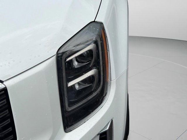 Used 2020 White Kia SX image 26