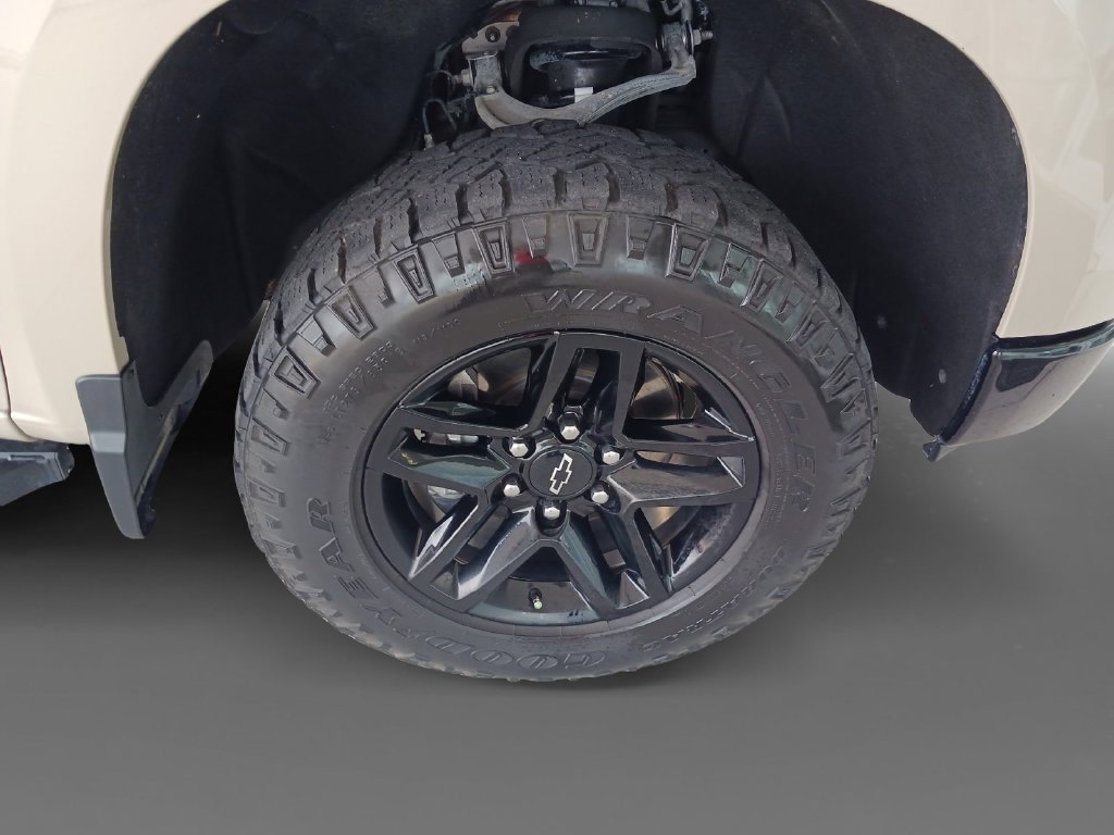 Used 2022 Beige Chevrolet LT Trail Boss image 16