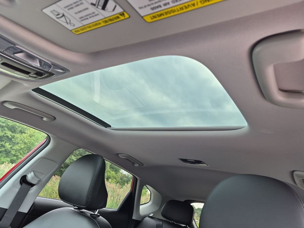 2024 Hyundai Kona Limited - Photo 13