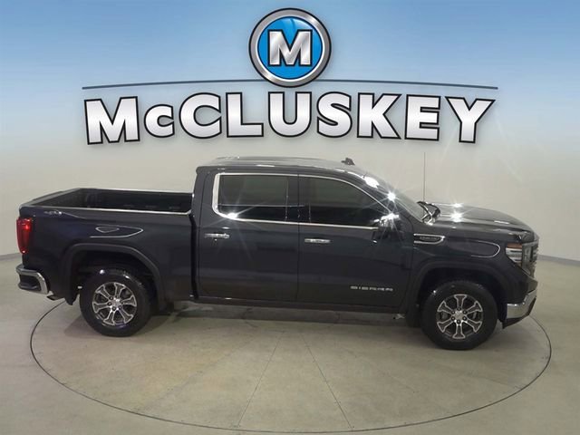 2025 GMC Sierra 1500 SLT - Photo 11