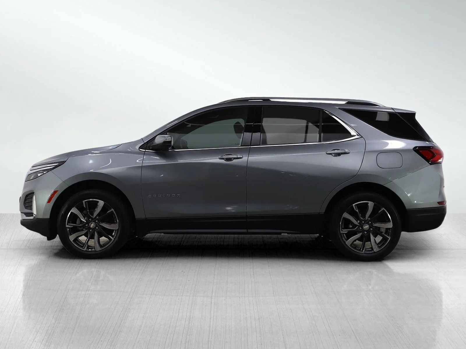 Used 2023 Chevrolet Equinox Premier with VIN 3GNAXXEG2PL210506 for sale in White Bear Lake, Minnesota