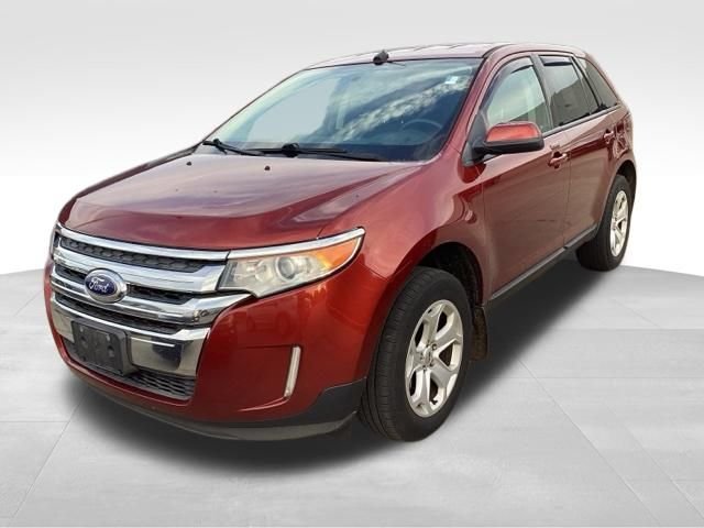 Used 2014  Ford SEL image 1