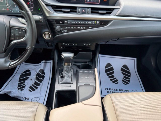 Used 2020 Beige Metallic Lexus 350 image 27