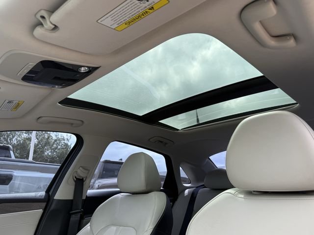 Used 2021 Gray Kia EX image 4