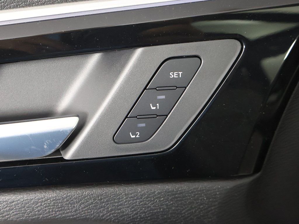 2025 Mitsubishi Outlander SEL - Photo 42