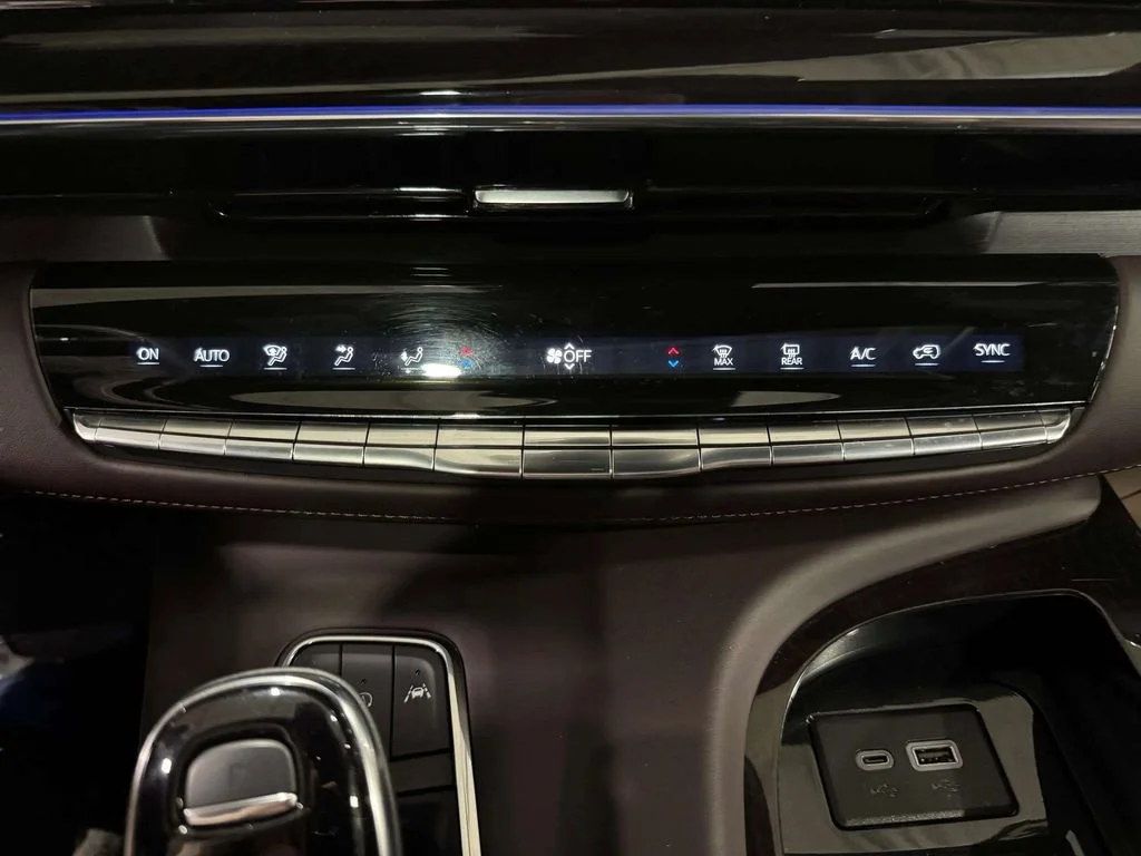 2023 Cadillac Escalade Premium Luxury Platinum - Photo 22