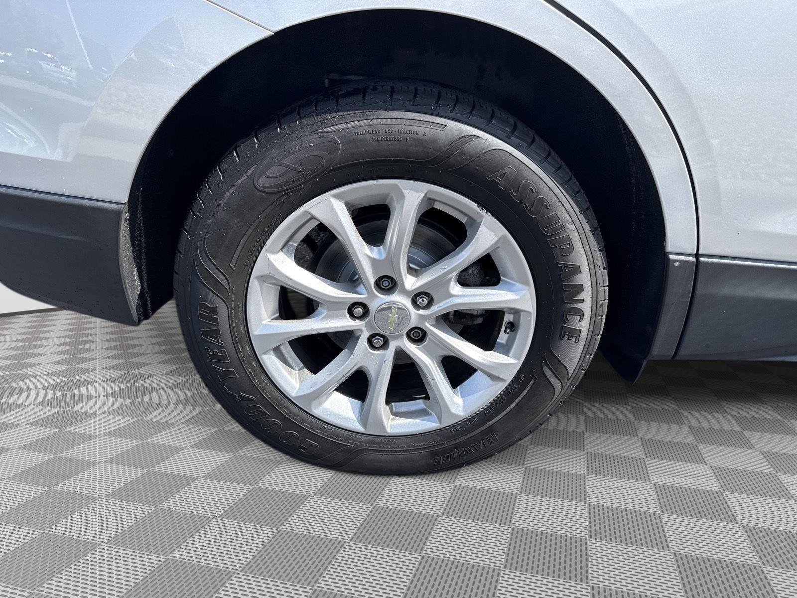 Used 2018 Silver Ice Metallic Chevrolet LS image 7