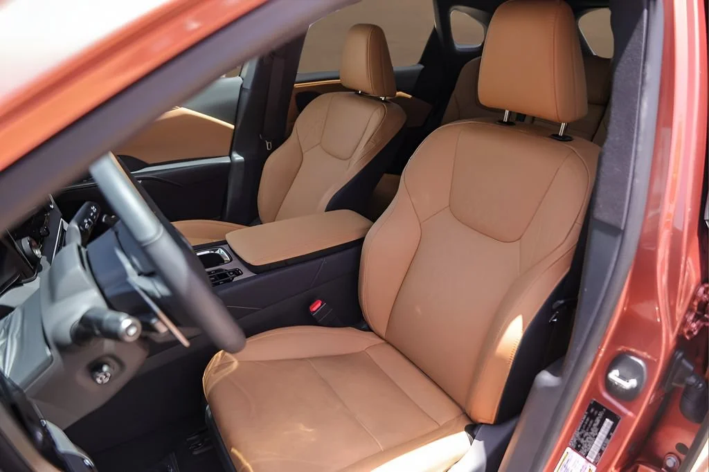Used 2025 Copper Crest Lexus RX 350 image 7