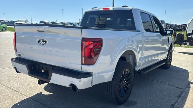 Used 2025 White Ford Lariat image 12