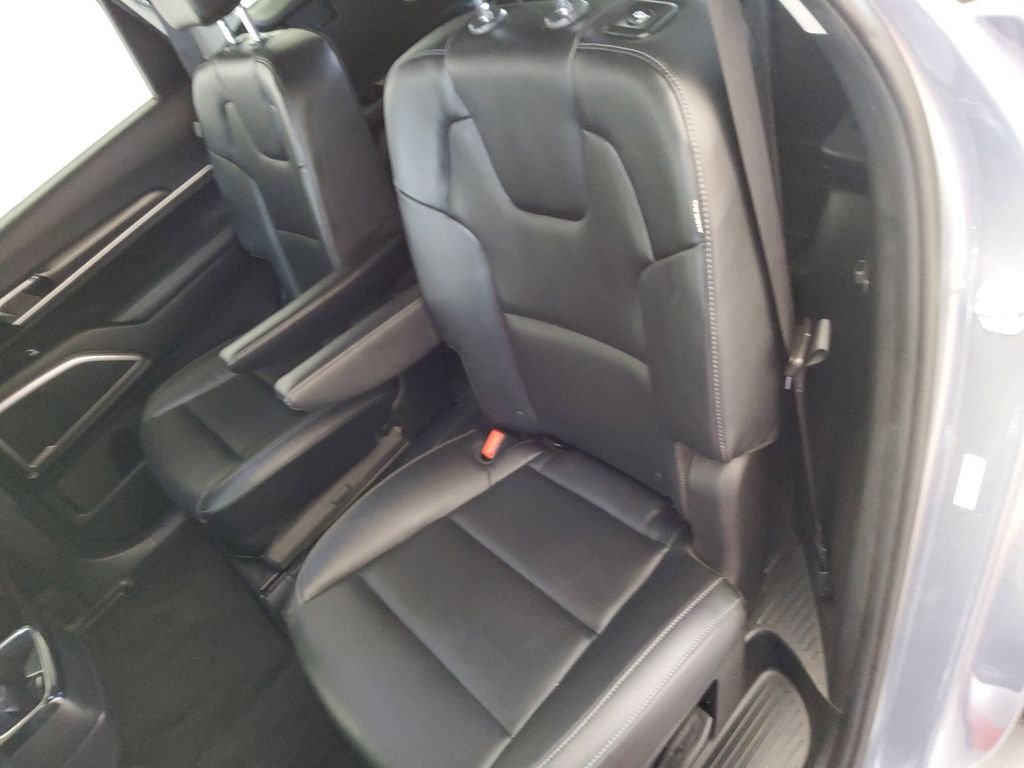 Certified Used 2024 Silver Kia S image 18
