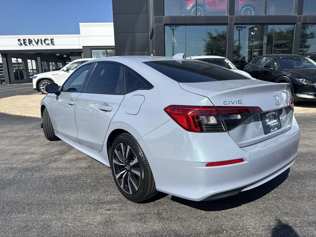 Used 2024 Gray Honda EX image 9