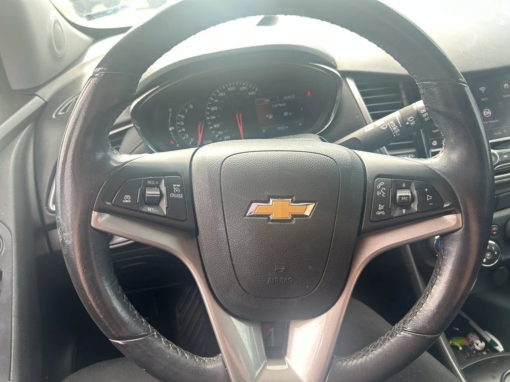 Used 2020 Mosaic Black Metallic Chevrolet LT image 18