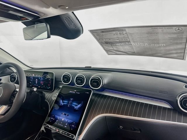 New 2026 MANUFAKTUR Alpine Grey Mercedes-Benz C 300 image 29