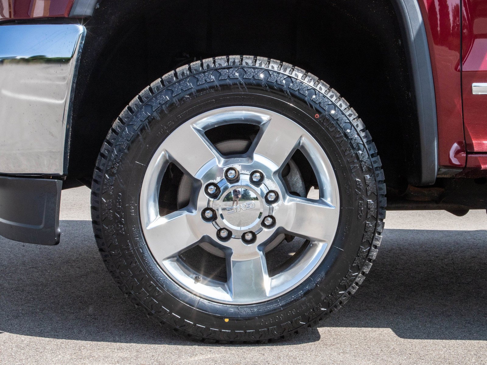 Used 2016 Crimson Red Tintcoat GMC SLT image 28